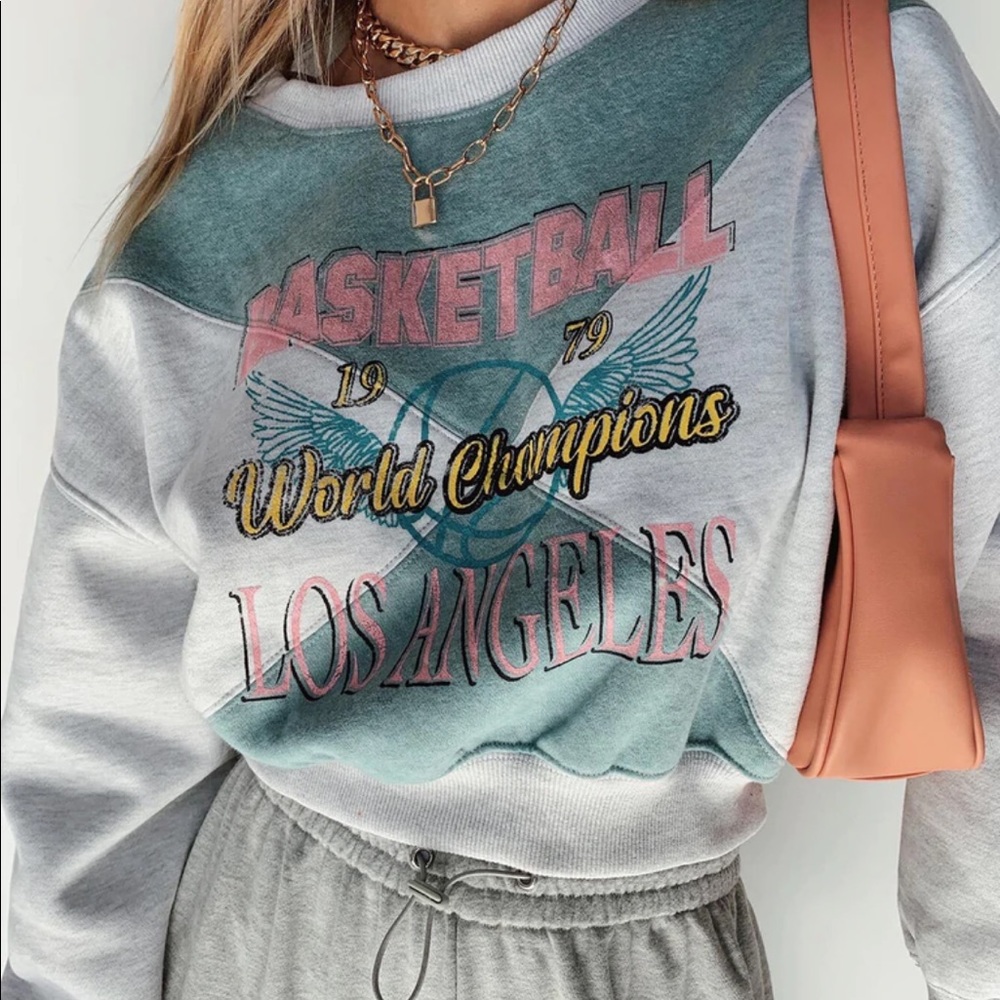 Princess Polly Graphic Cropped Crewneck